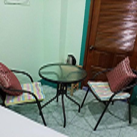Rung Tawan Hostel شاطئ كاتا المظهر الخارجي الصورة